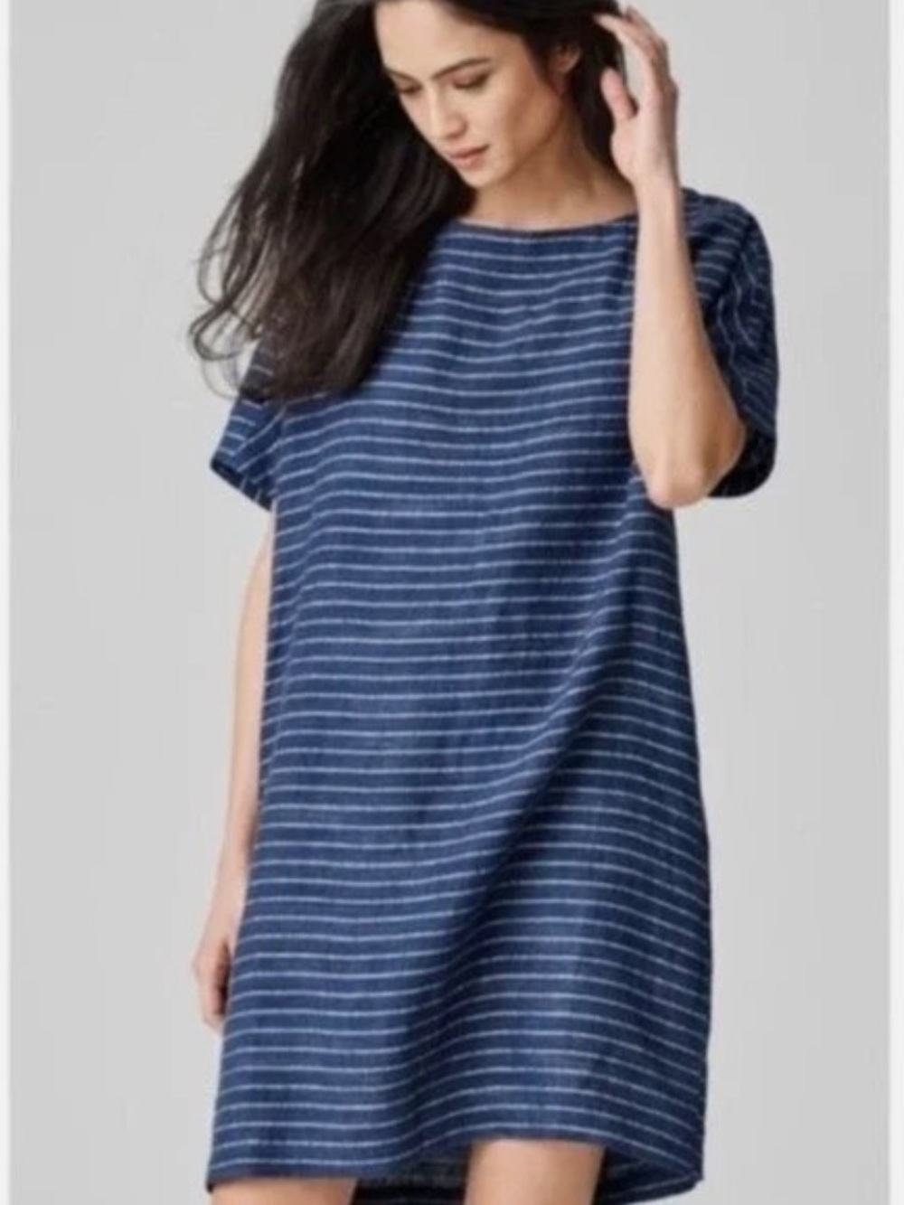 Eileen Fisher Scoop Neck Tunic Dress in Striped Graphite. Size: Medium - Picture 2 of 11